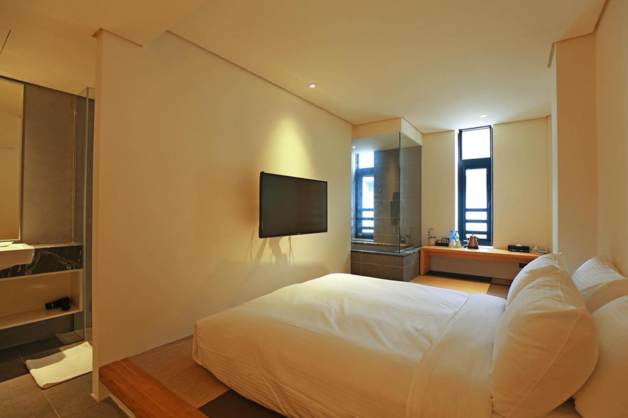 Water House Hotel Taipei Exterior photo